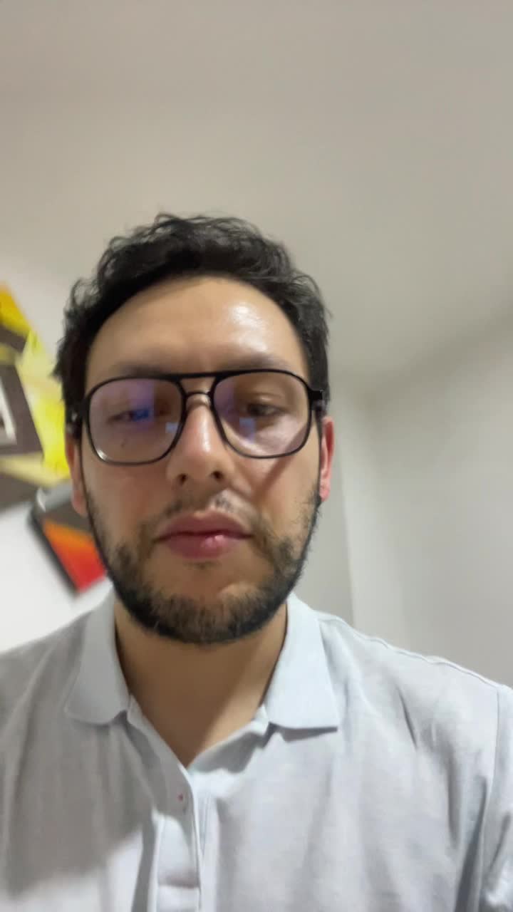 Diseñador crossmedia y ejecutivo comercial