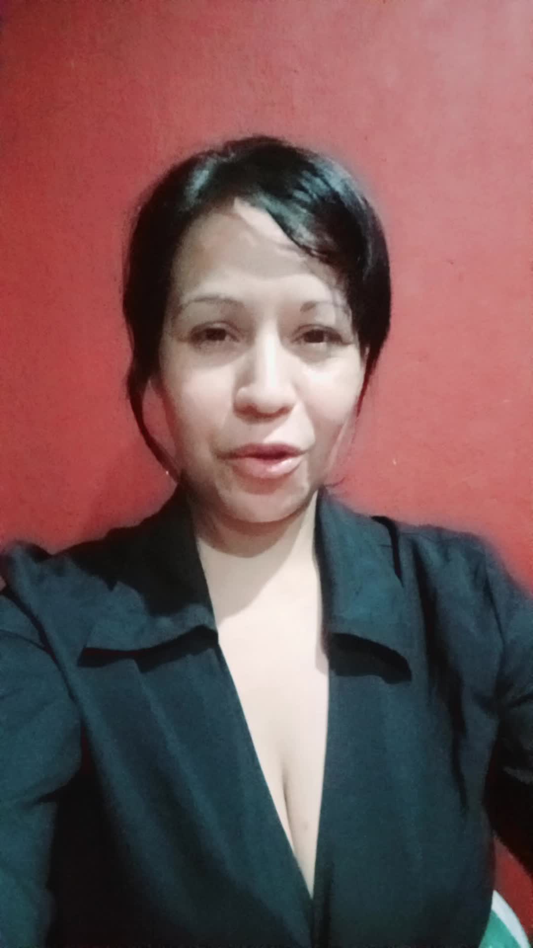 Asesora servicio al cliente. 
