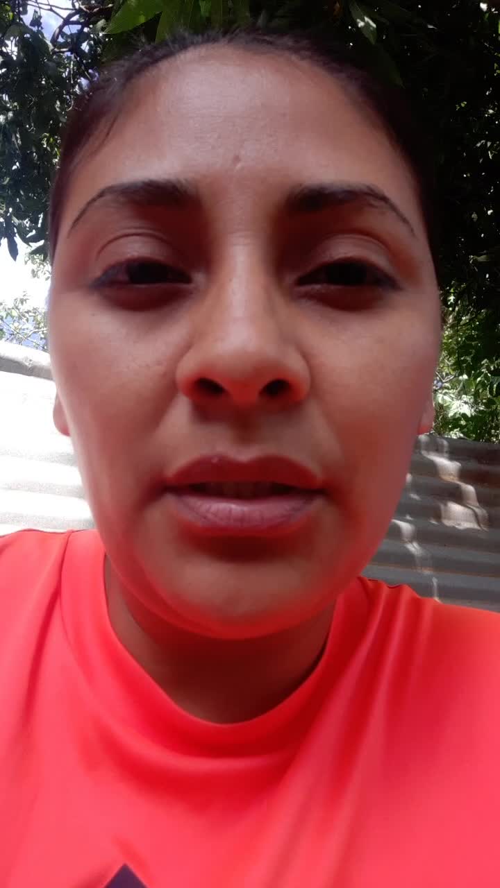 Labore en una microfinanciera como cajera y atenci