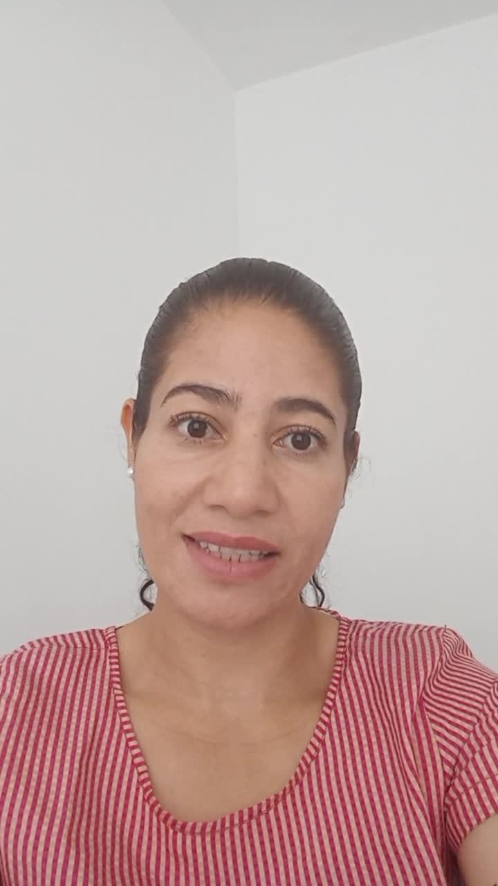 Auxiliar Administrativa para Calle Orange