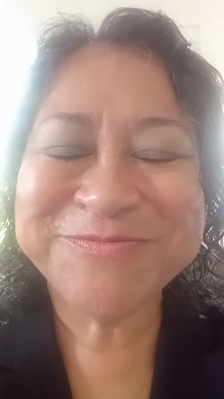 Secretaria y Profesora de Enseñanza Media 