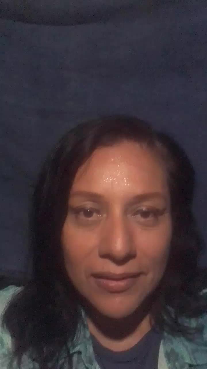 Asesor de servicio al cliente en calle orange