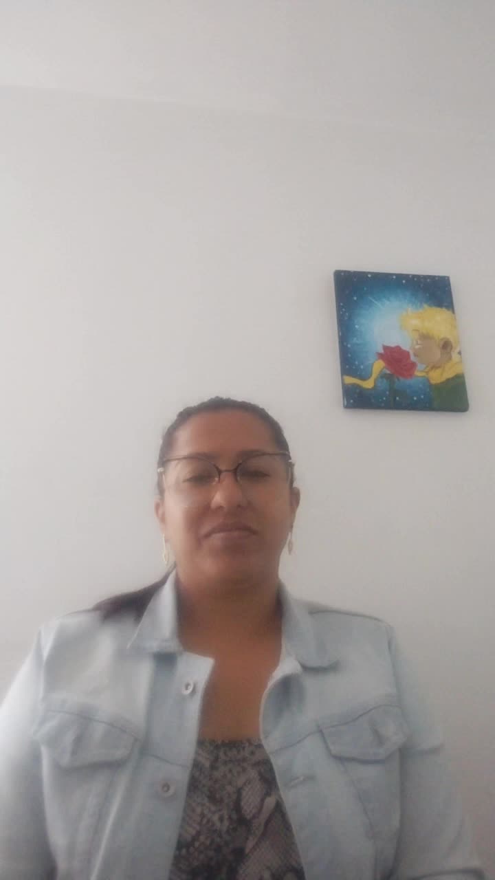 Asesora comercial y servicio al cliente 