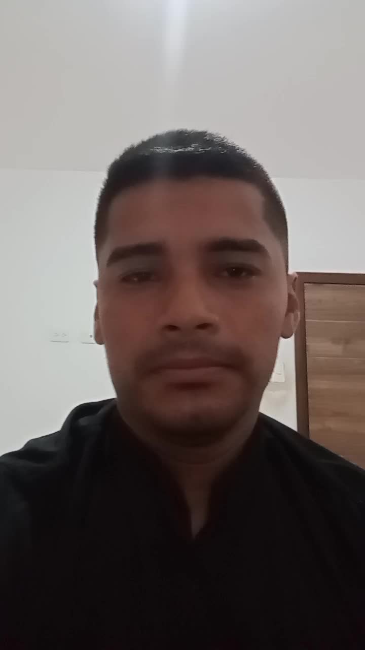 Asesor comercial, farmacéutico, cajero 