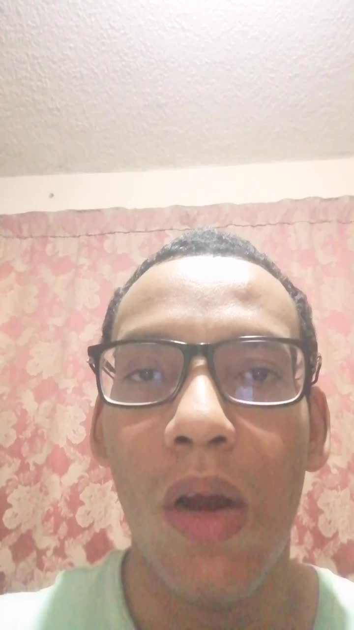 Periodista y locutor comercial 