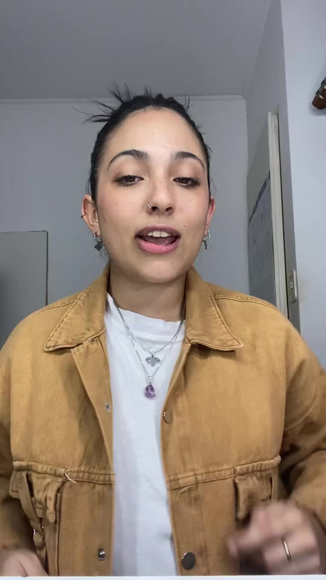 María