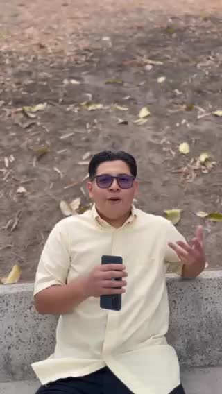Licenciado en Ciencias de la Comunicación