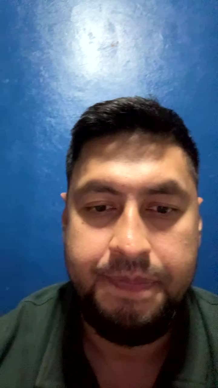 Delmer Avila 5 years CS industry, team leader