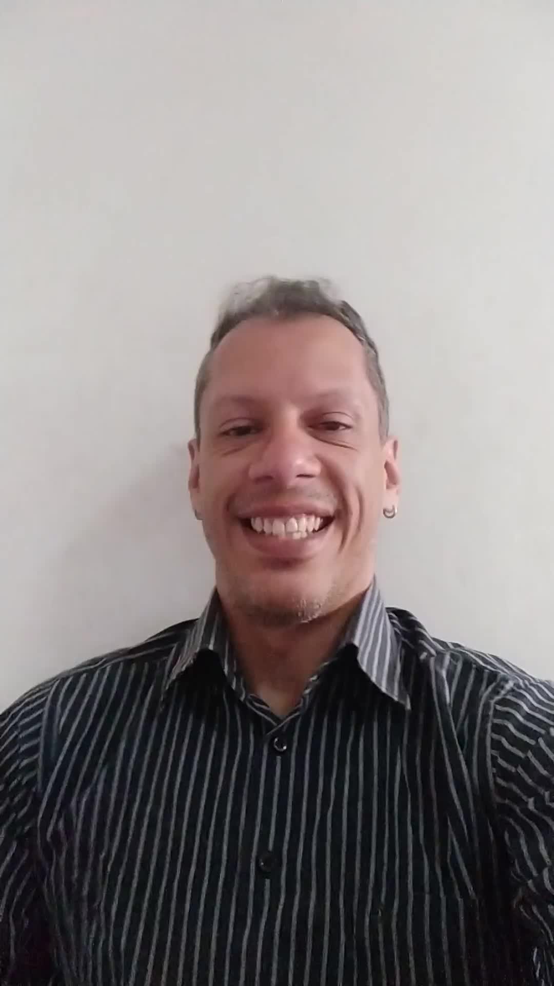 Customer Service rep Carlos