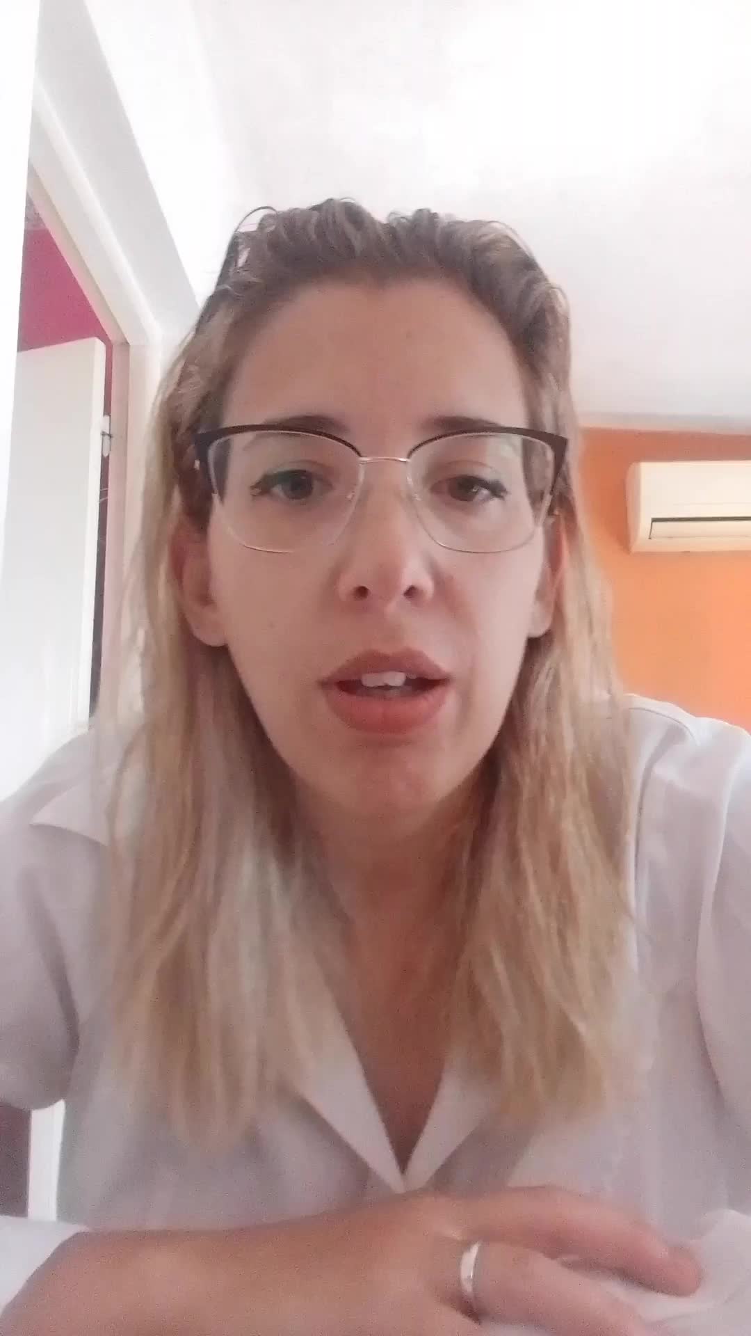 Asistente remoto en administración 