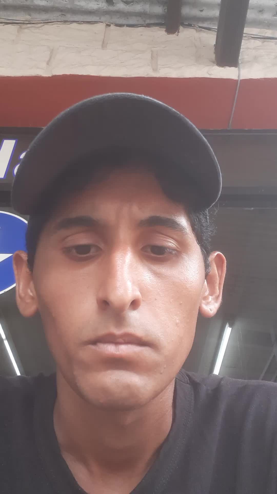 Soy rápido y responsable y preciso trabajar 