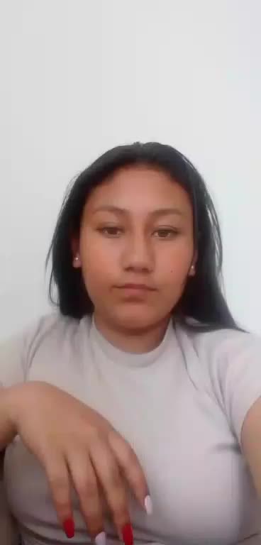 Mi nombre es Karol Dayana Carreño mesa tengo 17 años soy de cajica cundinamarca me gustaría encontrar un trabajo 