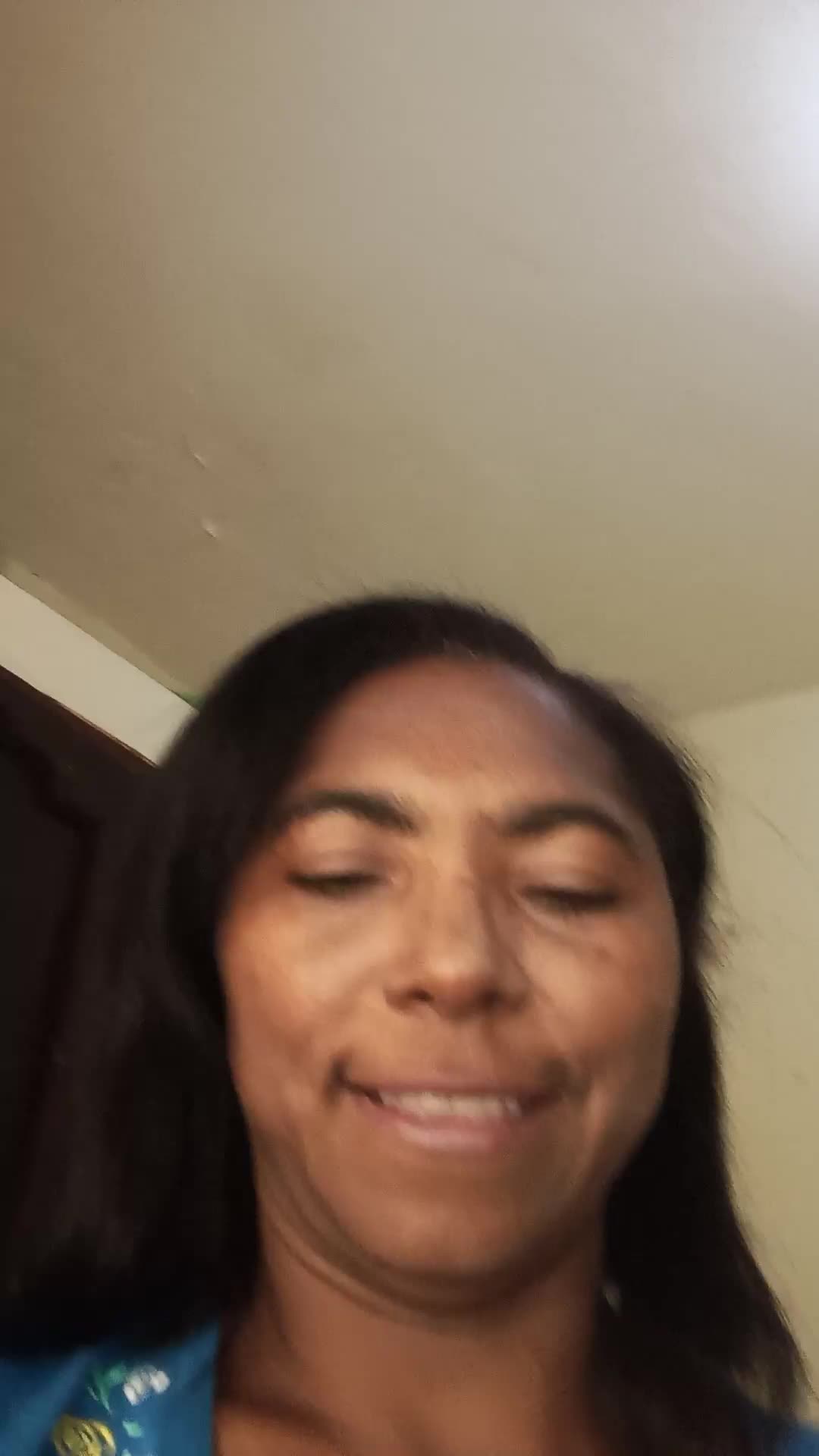 Busco trabajo virtual de 3 a 4 horas 