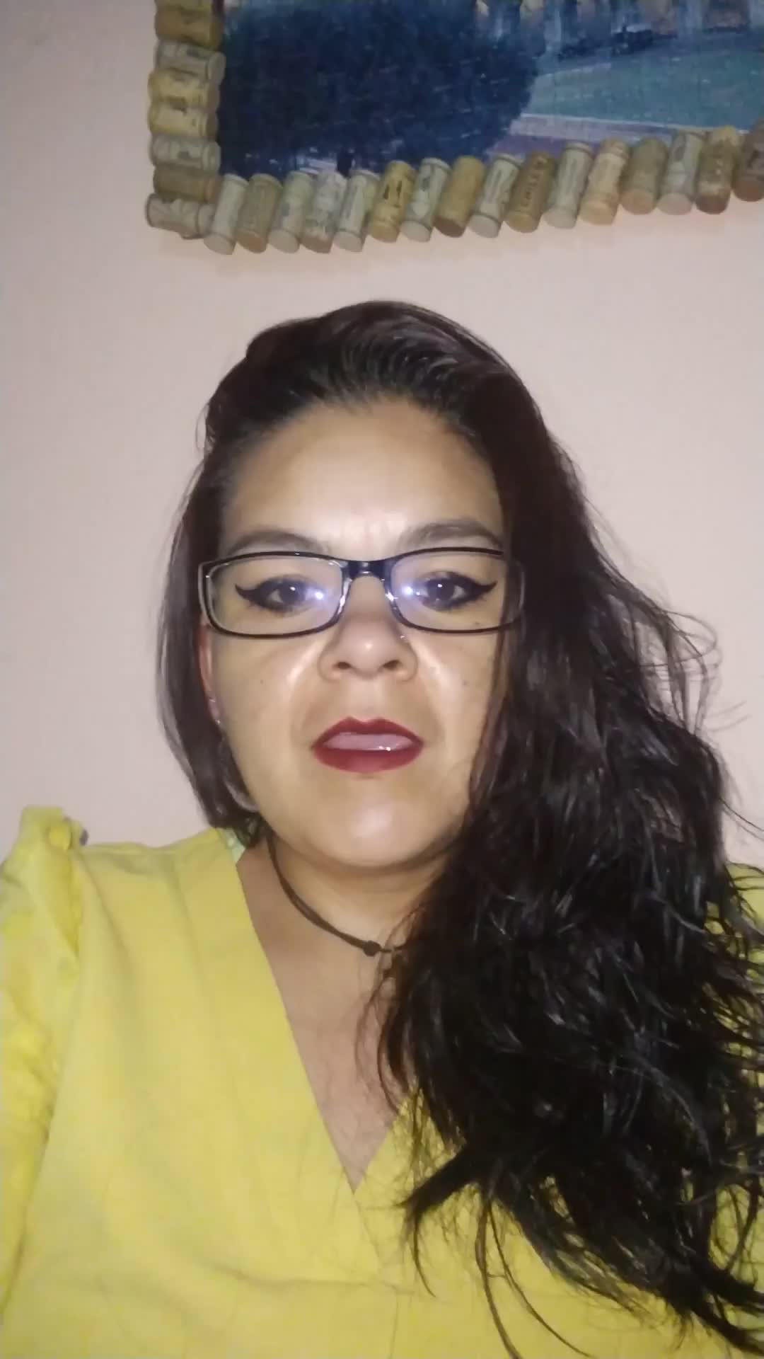 Work from home. Bilingual  customer care / translations 