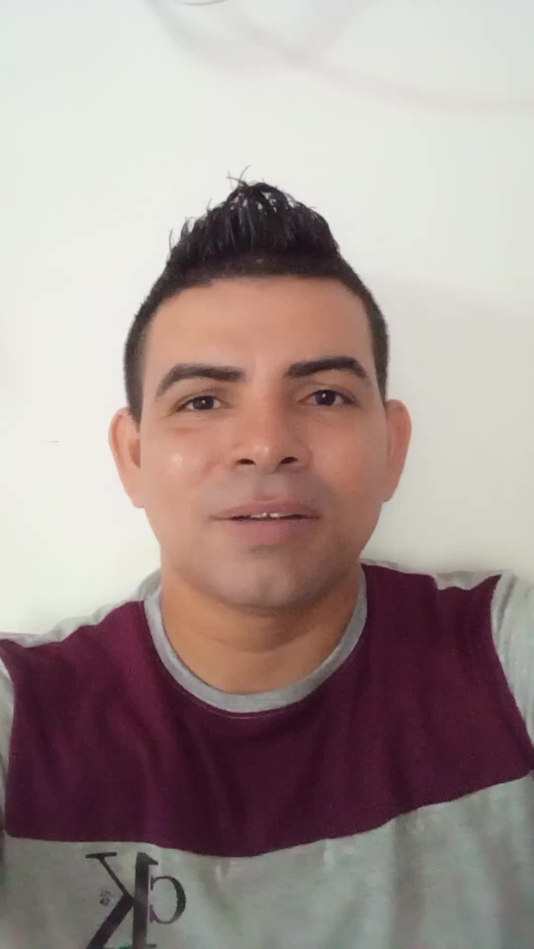 Auxiliar de bodega cargue y descargue 