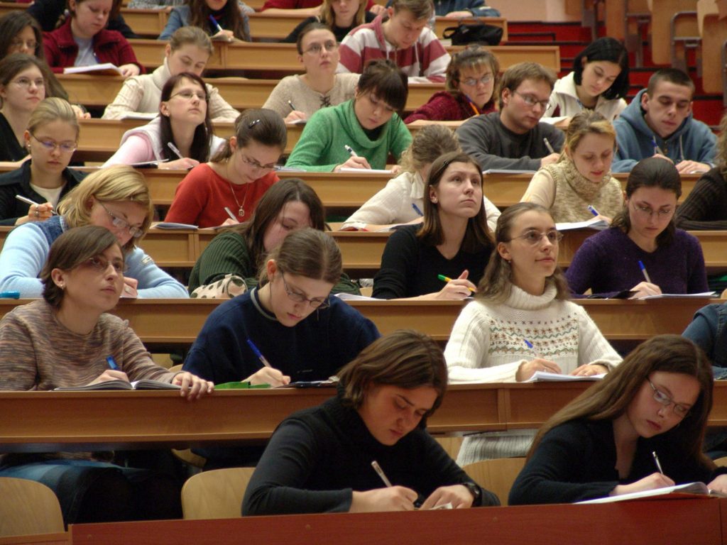 University students of learning during a lecture: academia puts less emphasis on understanding than memorisation.