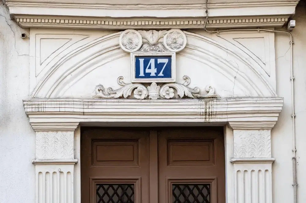 Nue Propriété Paris | Rue de Charenton - Cheval Blanc Patrimoine