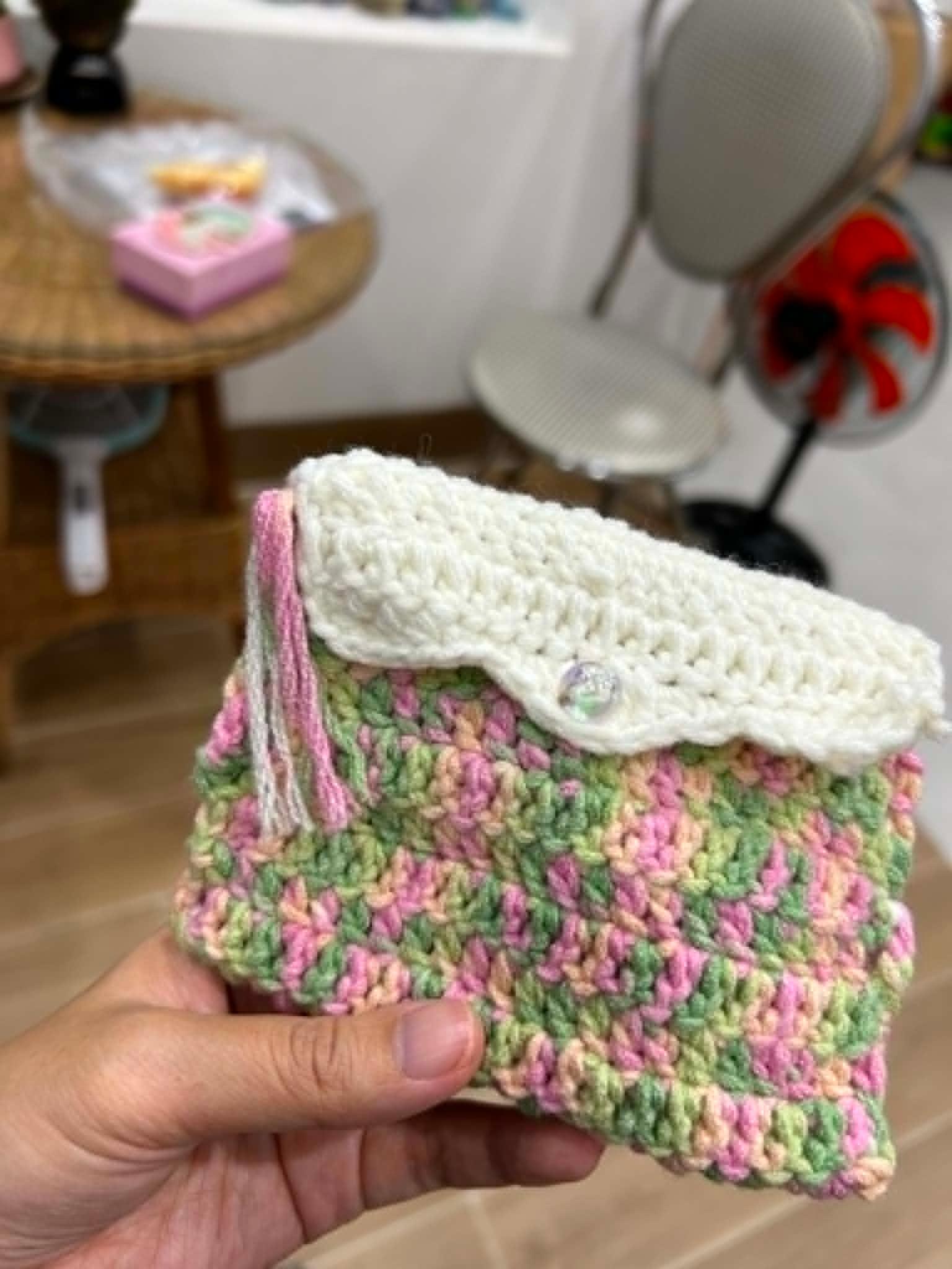 Túi rút mini phối màu từ len vụn