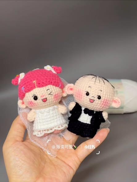 Cặp búp bê cô dâu chú rể