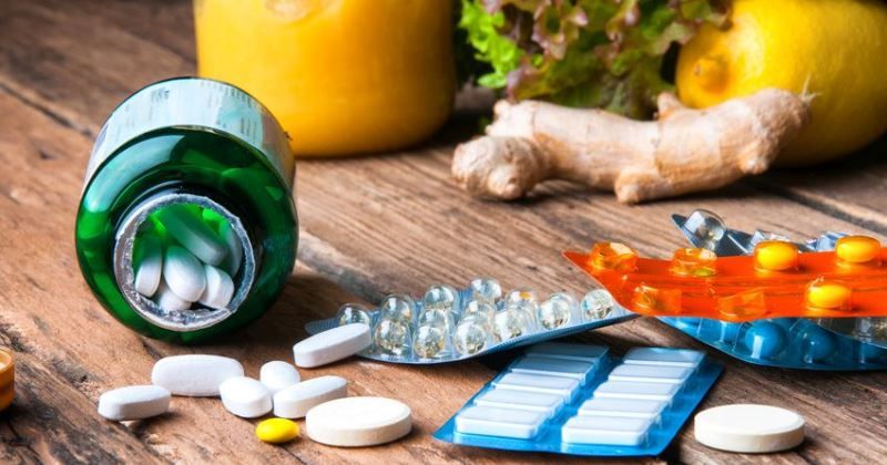 Choice between vitamins from supplements or from vegetables and fruits