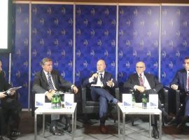 Relacja z debaty "Doświadczenia w zarządzaniu sektorem rolno-spożywczym"