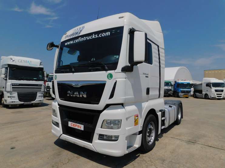 Tractor MAN (Cod 76600)