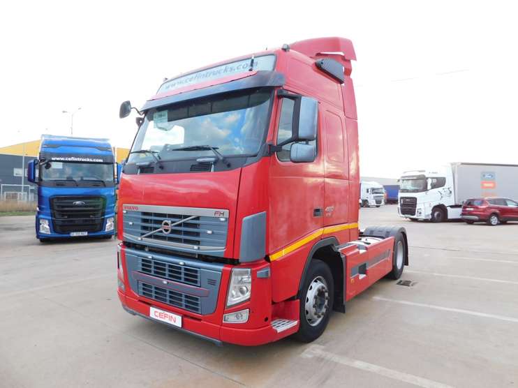 Tractor VOLVO (Cod 78943)