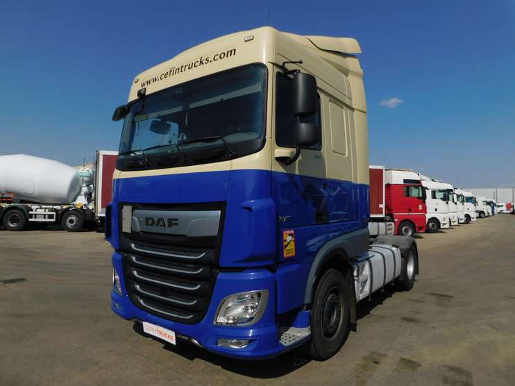 Tractor DAF (Cod 80205)