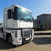 Tractor RENAULT (Cod 80917)