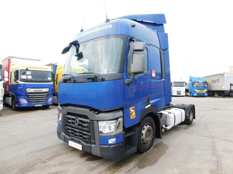 Tractor RENAULT (Cod 80899)
