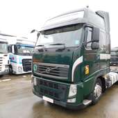 Tractor VOLVO (Cod 81125)