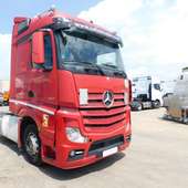 Tractor MERCEDES (Cod 83334)