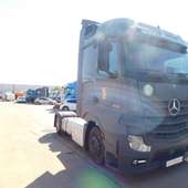 Tractor MERCEDES (Cod 83872)