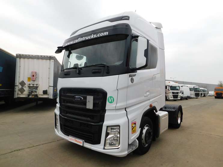 Tractor FORD (Cod 84432)