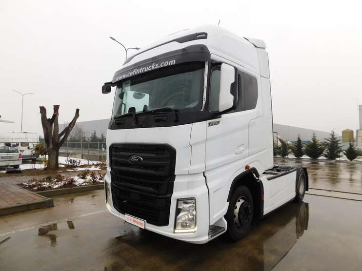 Tractor FORD (Cod 84950)