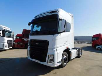 Tractor FORD (Cod 86594)