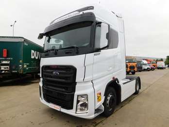 Tractor FORD (Cod 87461)