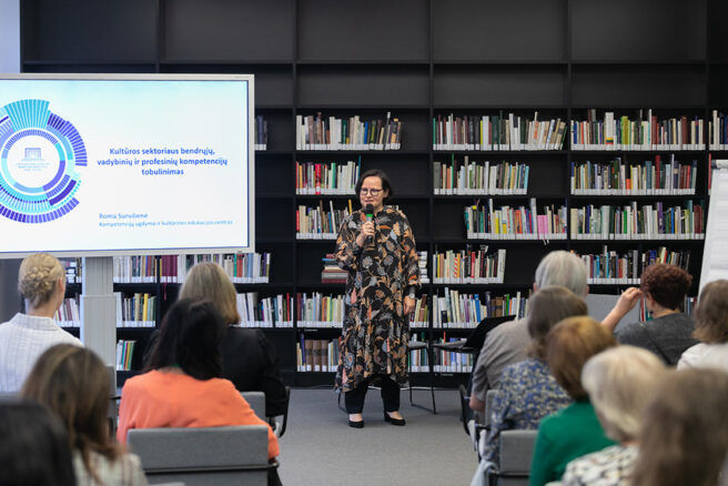 Head of Center for Competence Development and Cultural Education Roma Survilienė introduces the project