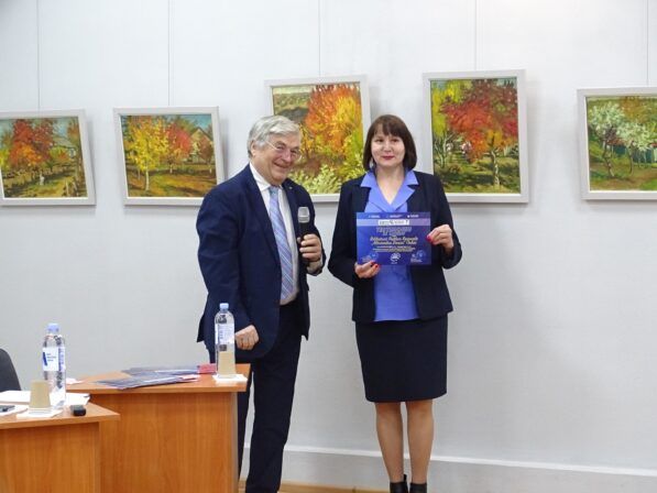 Constantin Rusnac (UNESCO Moldova) and Stepanida Tugui (PL Orhei)