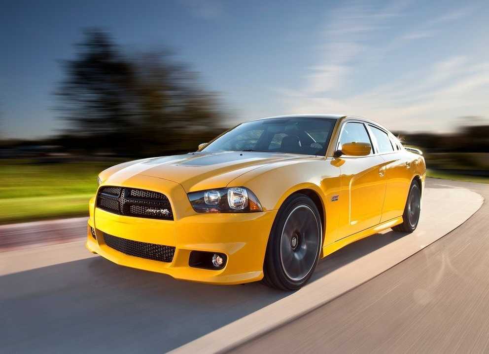 Featured Photo of 2012 Dodge Charger SRT8 Super Bee Concept Review