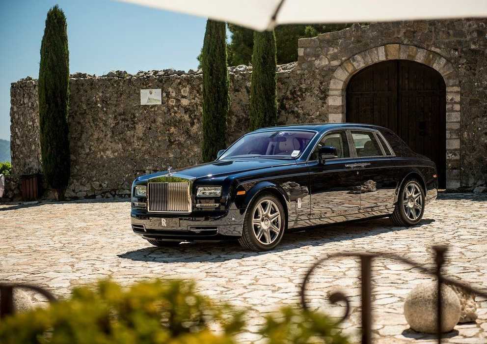 2013 Rolls Royce Phantom Black (Gallery 1 of 12)