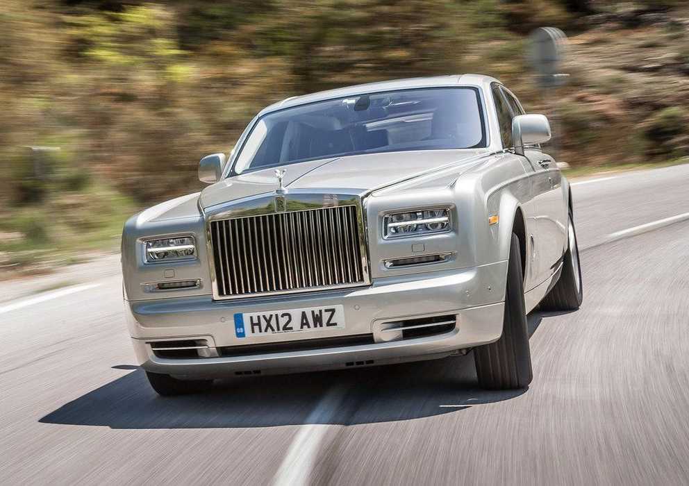 Featured Photo of 2013 Rolls Royce Phantom Luxury Car