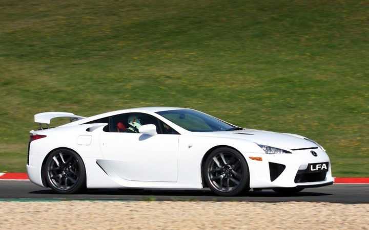 Top 10 of 2011 Lexus Lfa Review