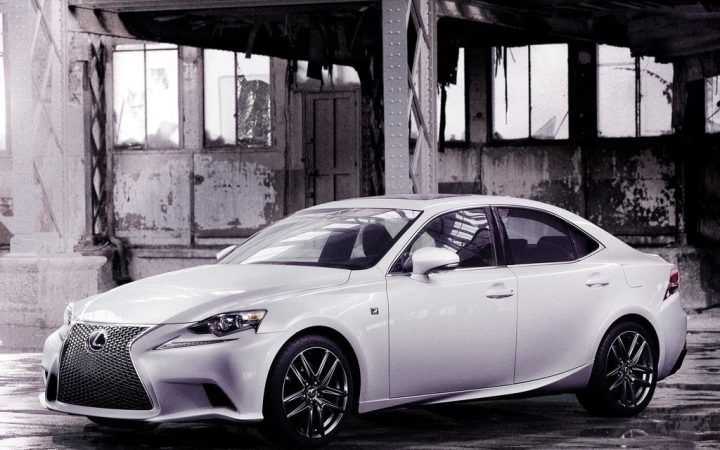 The Best 2014 Lexus Is at Detroit Auto Show