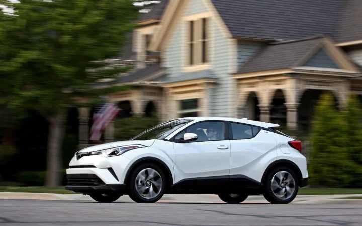 52 Collection of 2018 Toyota C-hr Xle Premium