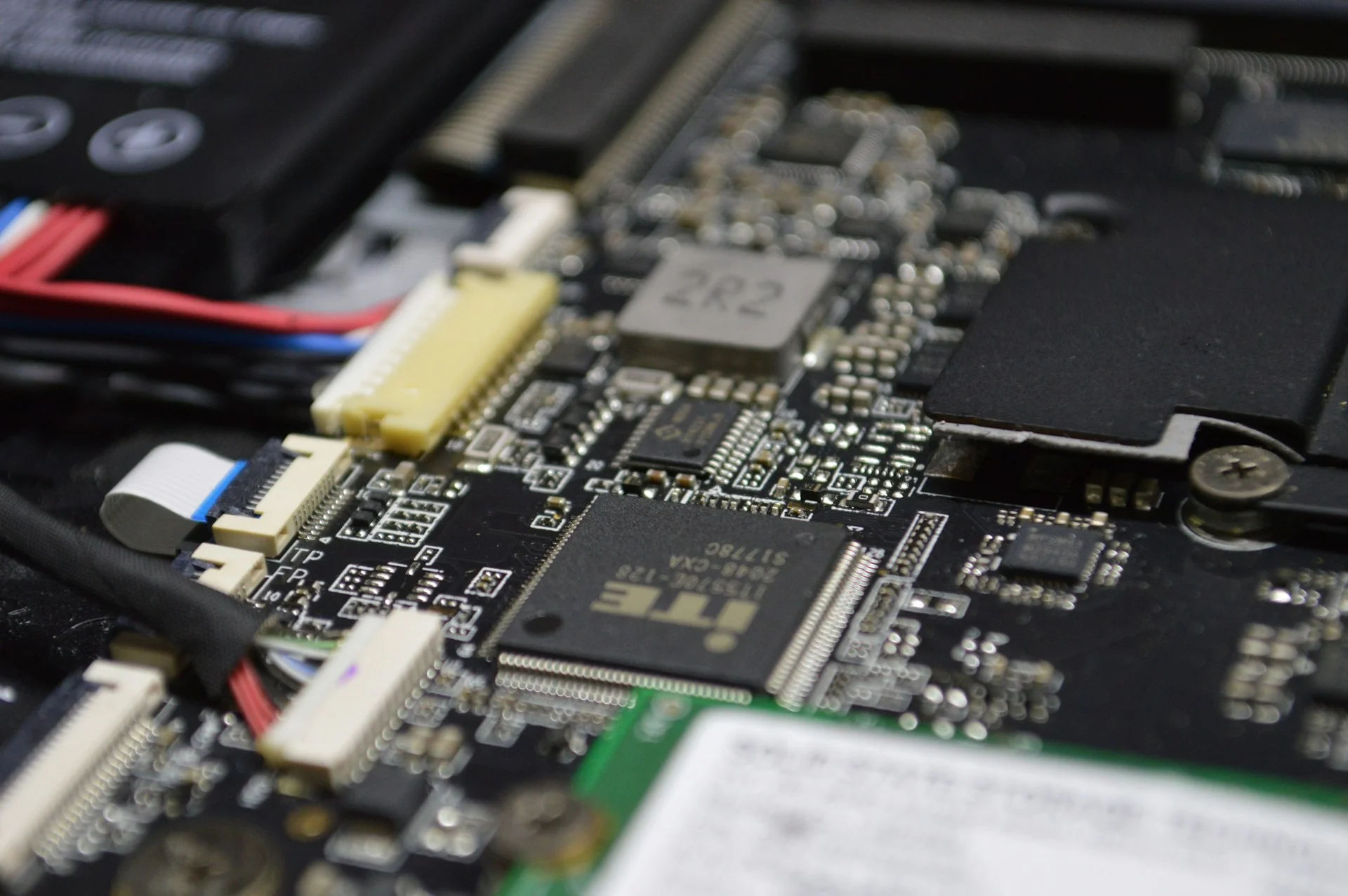 OhmLab - Electronics workbench