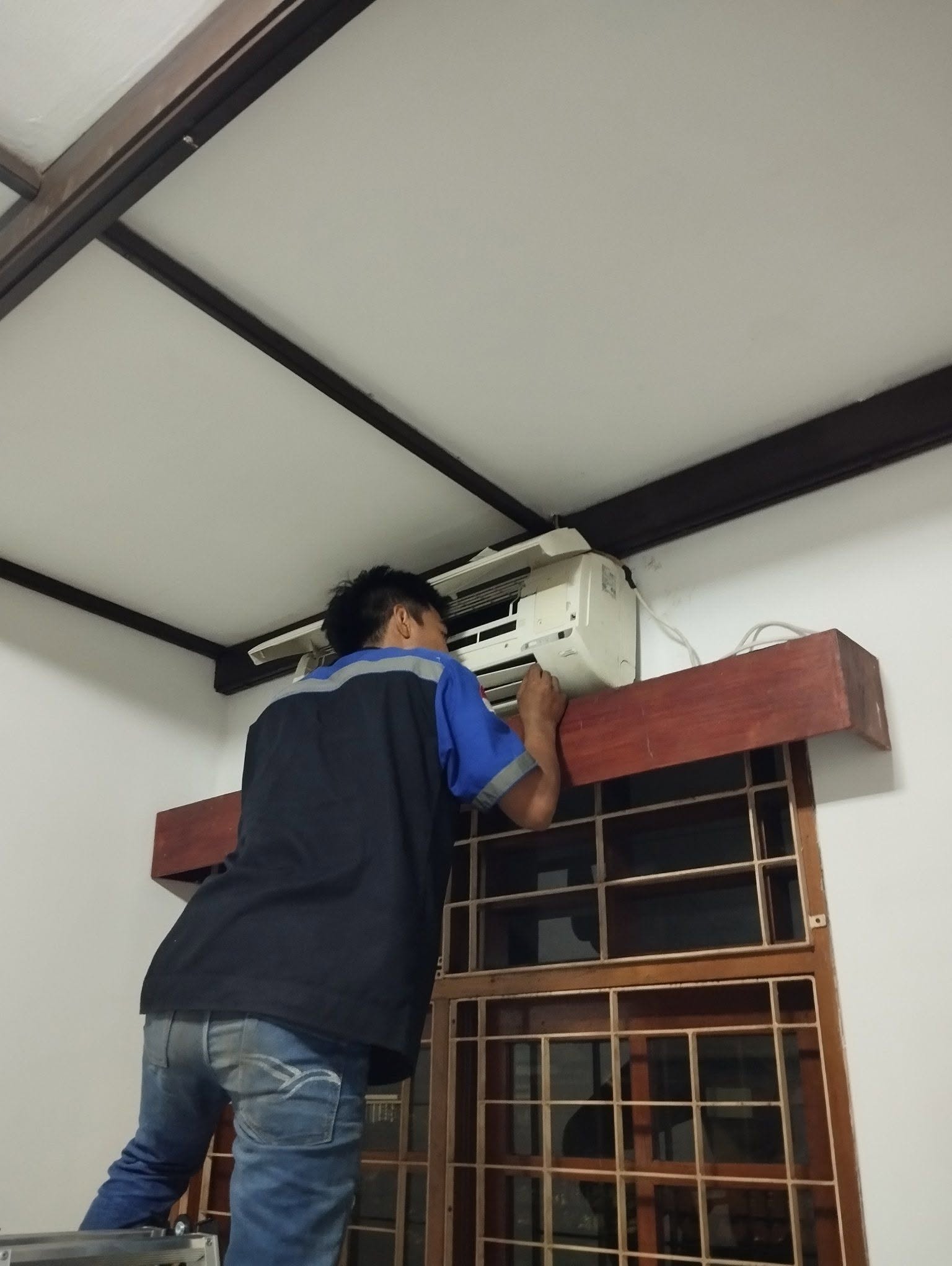 Pengecekan kondisi AC sebelum perawatan