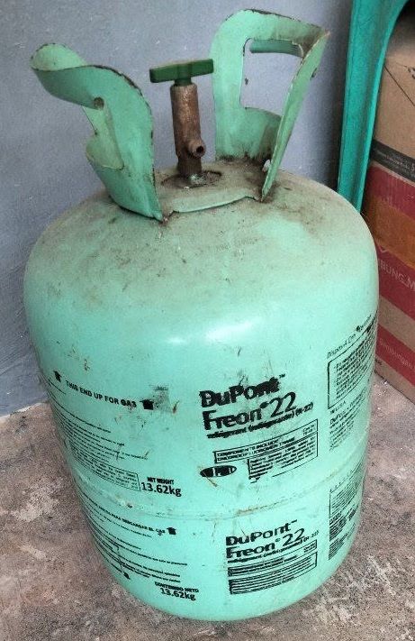 Tabung refrigeran untuk pengisian freon AC