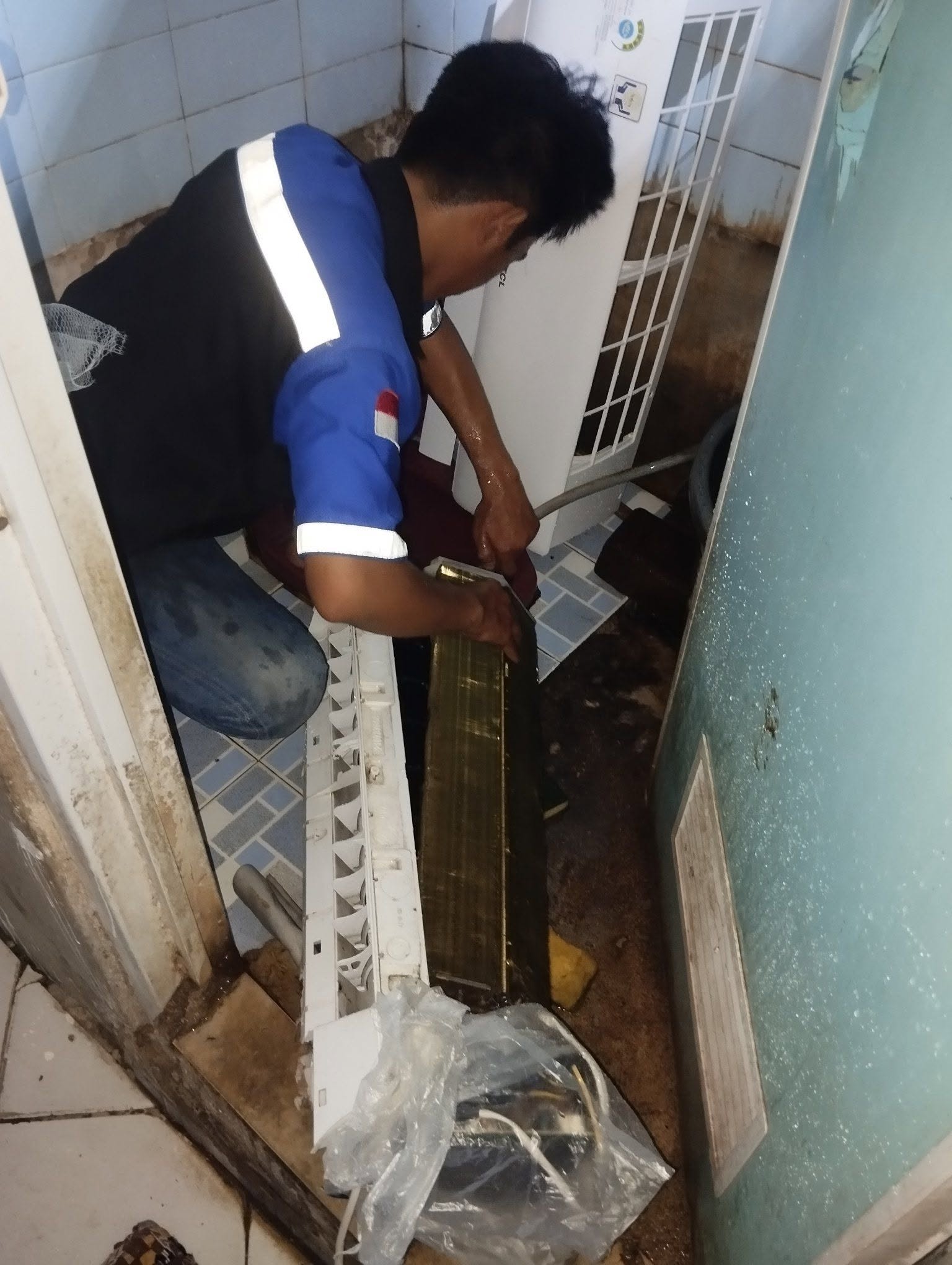 Cuci AC rumah di Palembang