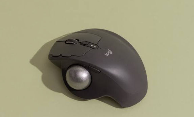Logitech MX Ergo (Trackball)